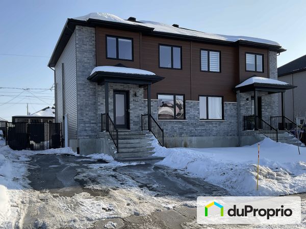 862, avenue de la Traversée, Salaberry-De-Valleyfield à vendre