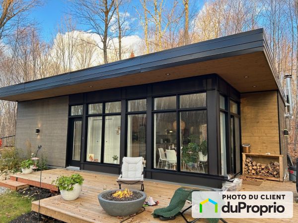 372 chemin des Gadeliers, Amherst for sale