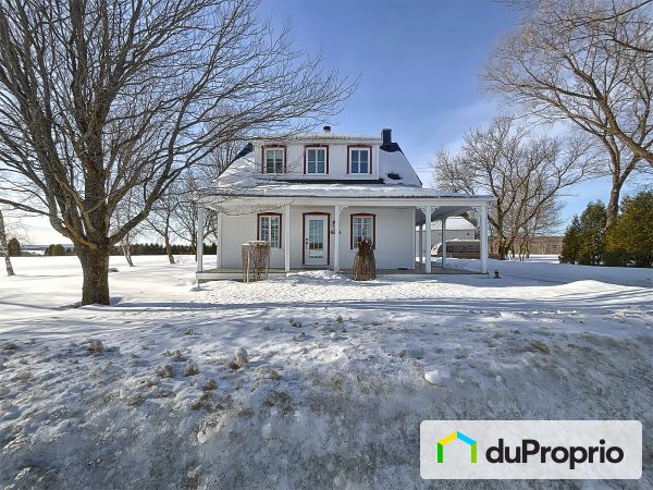 100, rang de la Rivière-Noire, St-Alban à vendre