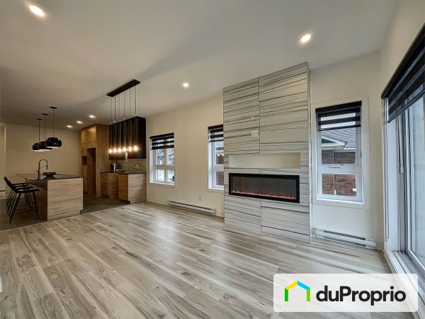 104-289 rue Principale, St-Donat for sale