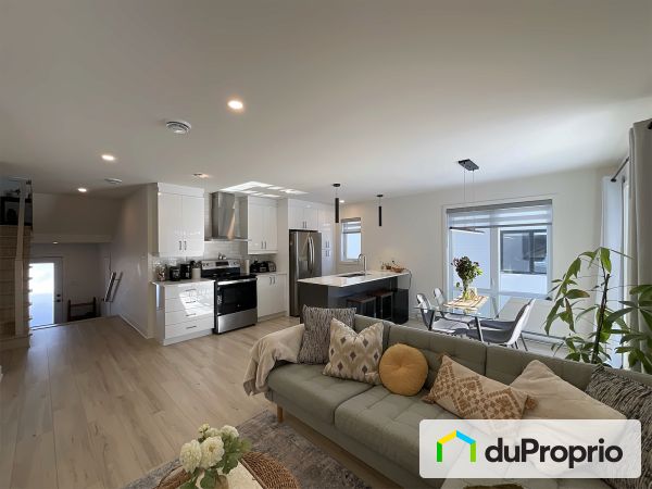 78 rue Omer Lecompte, Coteau-Du-Lac for sale