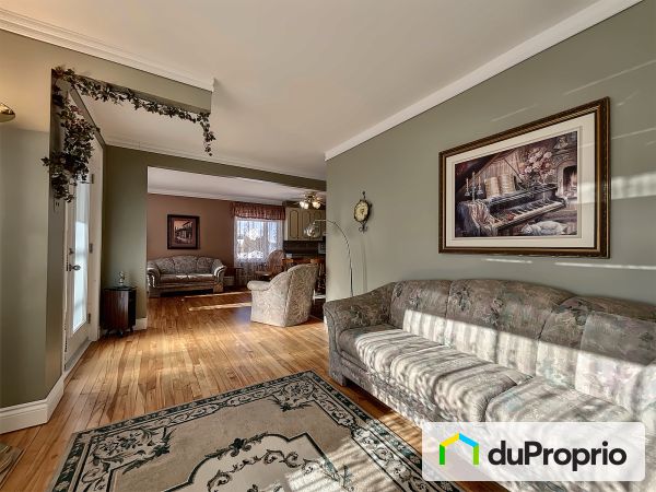 723, rue Saint-Cyrille, St-Raymond à vendre