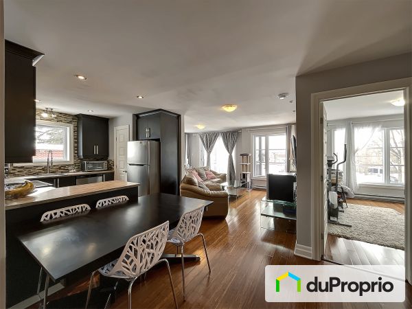 3-780 rue Centrale, Ste-Catherine for sale