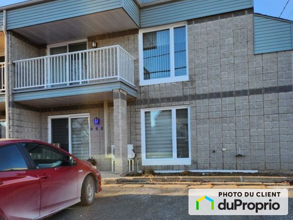 688, 26e Rue, St-Georges à vendre