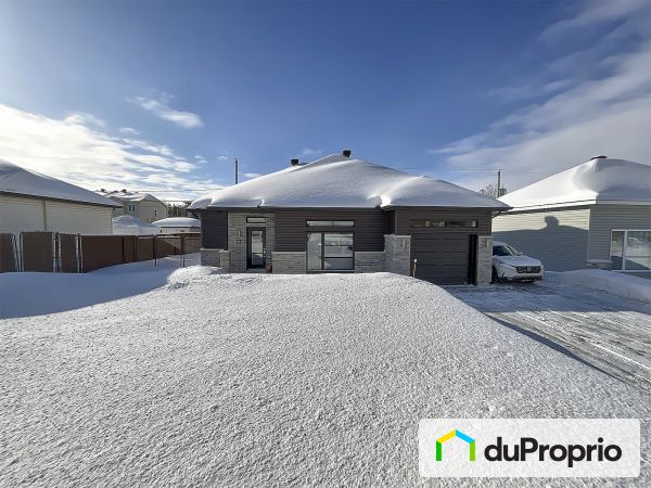 111, rue de l'Alizé, Lachute à vendre