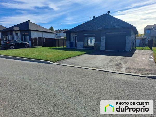 111, rue de l'Alizé, Lachute à vendre