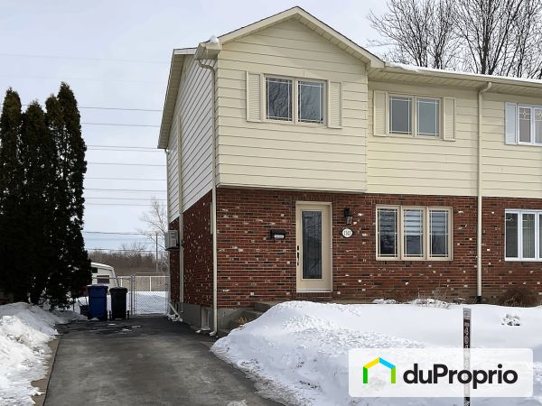 1143 rue Montgomery, Longueuil (St-Hubert) for sale