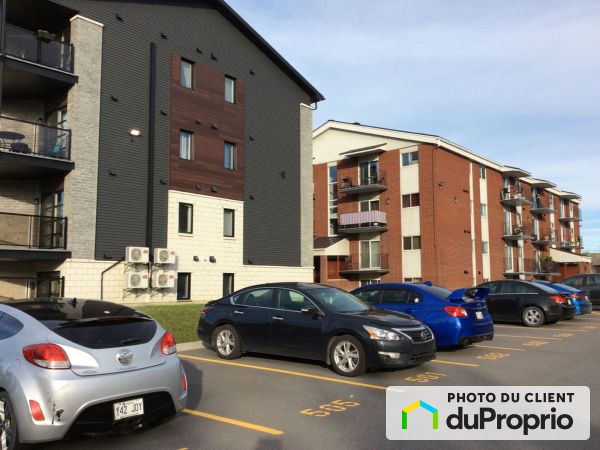 6 et 10, rue Yvan-Ménard, St-Rémi for sale