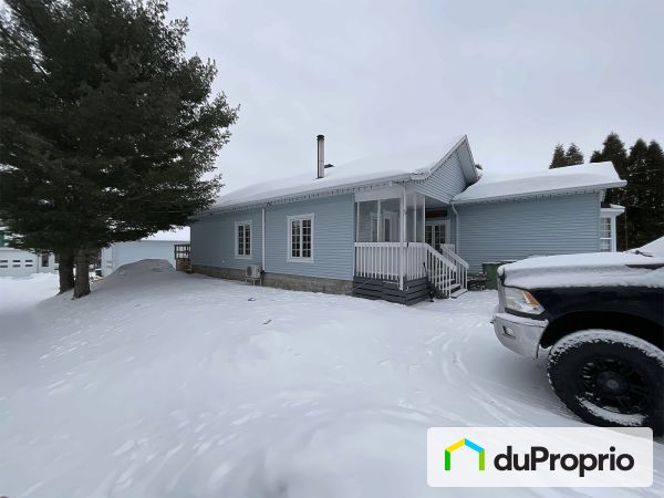 3559, chem. des Érables, Jonquière (Lac-Kénogami) à vendre