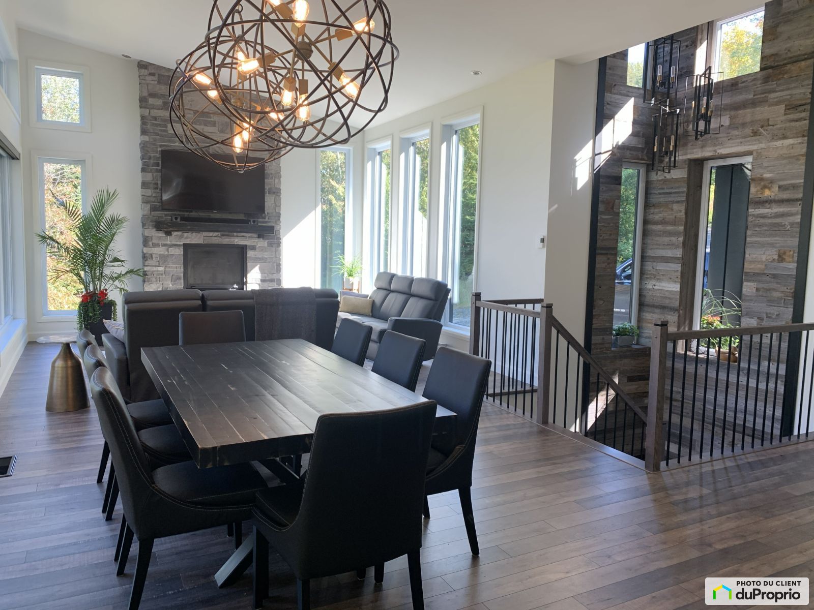 113 Rue De La Seigneurie — photo 2