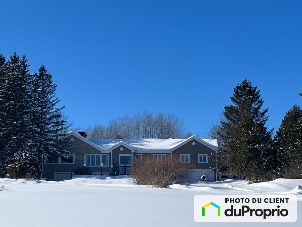 1601 chemin de la Rivière, Magog à vendre