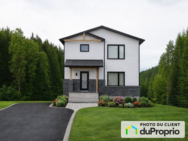 rue de L'Oural, Ste-Brigitte-De-Laval à vendre