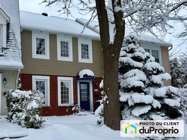 2619, rue du Verdier, Ste-Rose à vendre