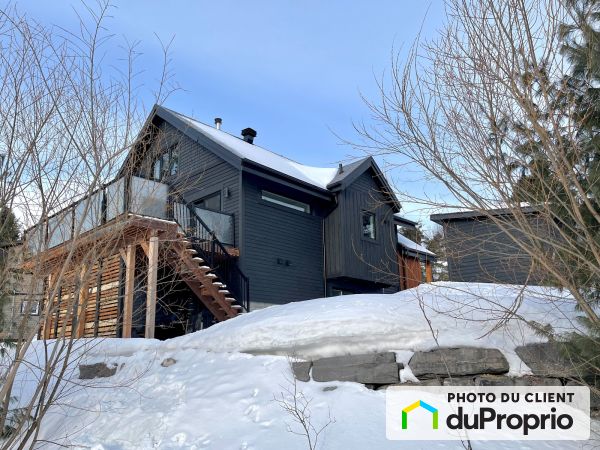 36 rue Bérubé, St-Ferréol-les-Neiges for sale