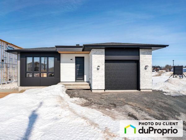 136 rue Jolliet, St-Lambert-De-Lauzon à vendre