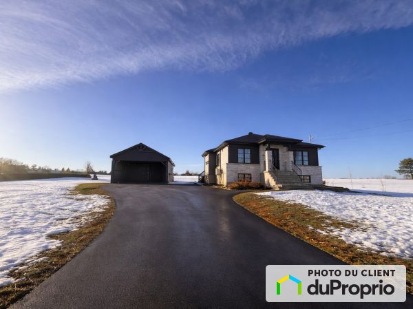 72, rue Landry, St-Alexis à vendre