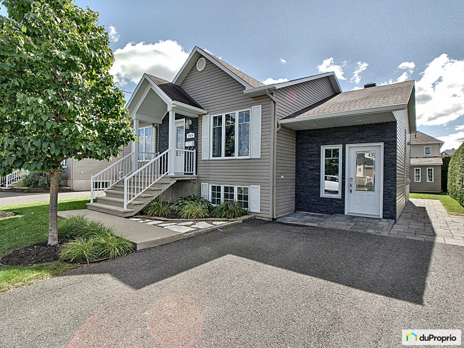 2115 Rue Mozart — photo 1
