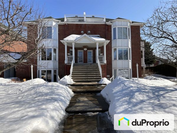 4-124 avenue Balmoral, La Prairie for sale