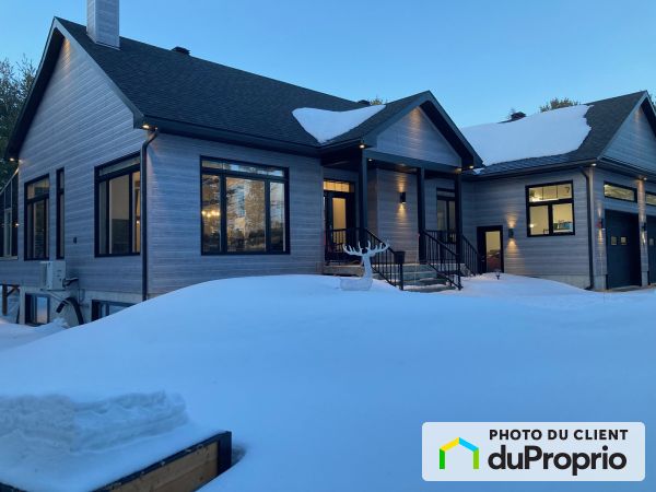 103 rue des Tournesols, St-Raymond for sale