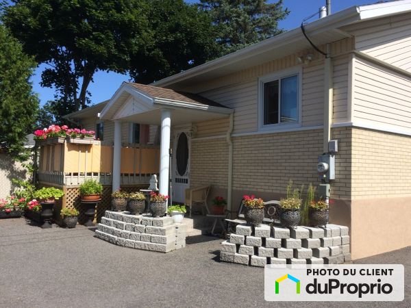 934 avenue Duchesneau, Ste-Foy for sale