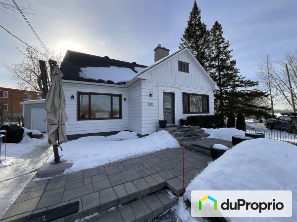 650 rue Sainte-Famille, Boucherville for sale