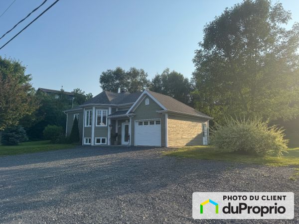 35 1re Rue A Ouest, St-Martin for sale