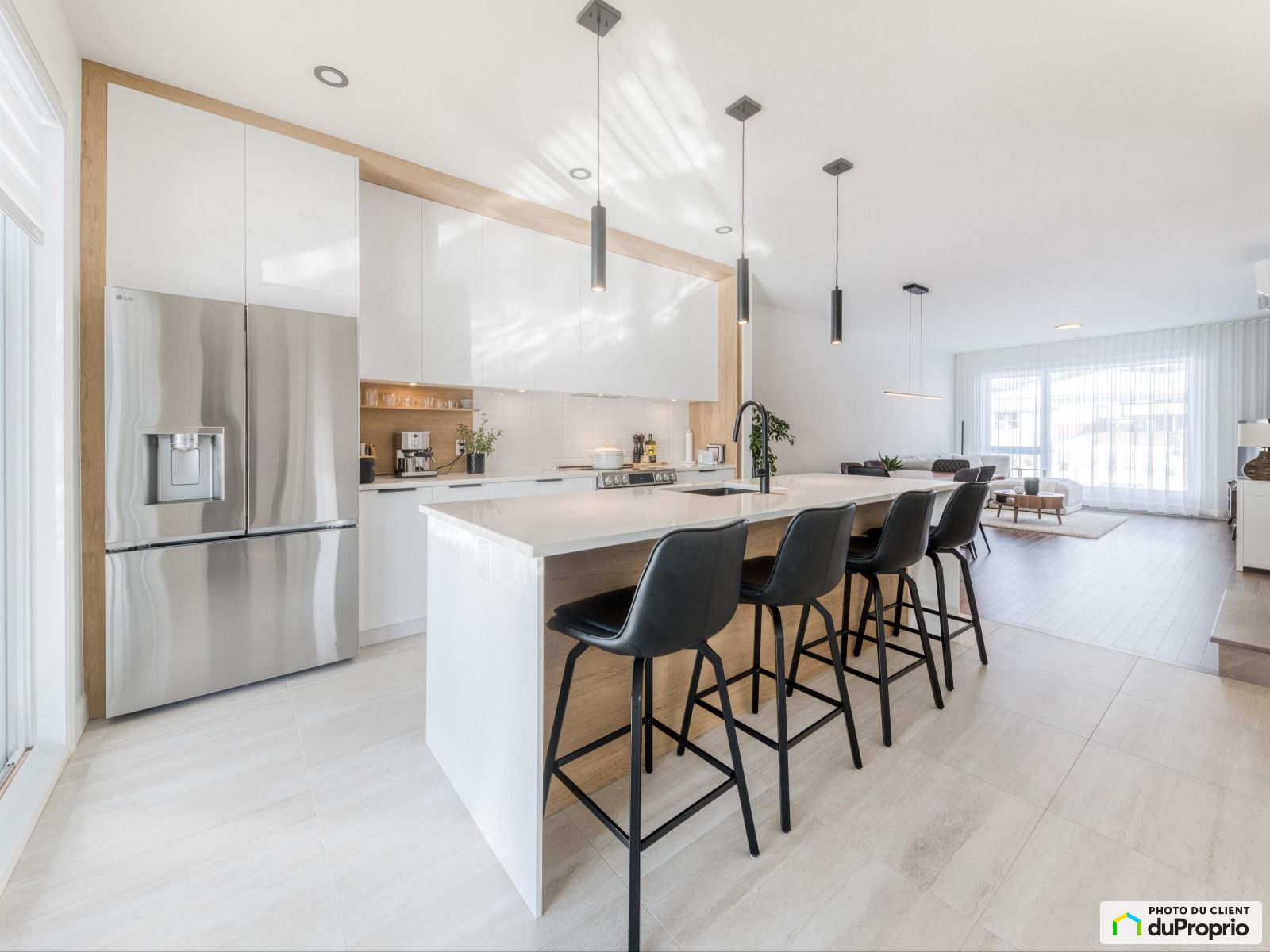 B 9065 Rue Du Fenil — photo 1