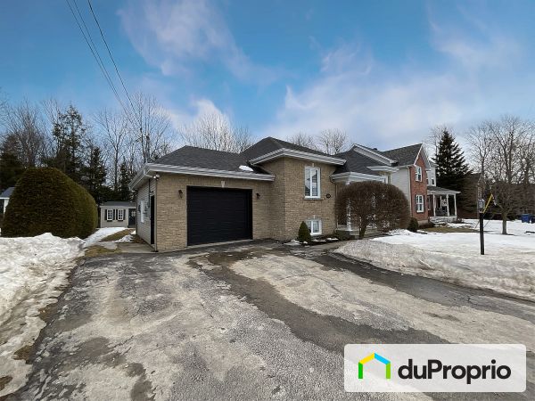 3275, rue Marika, Sherbrooke (Fleurimont) à vendre