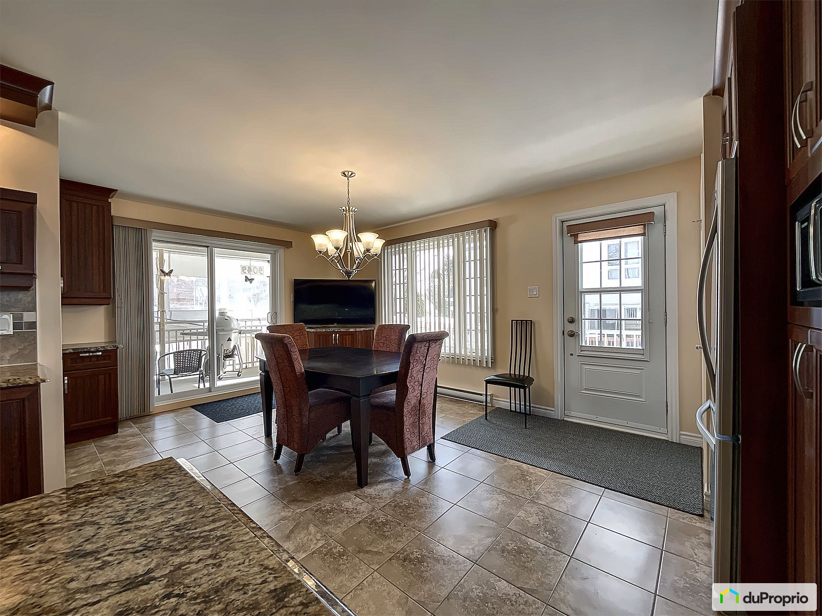 9049 9053 — photo 2