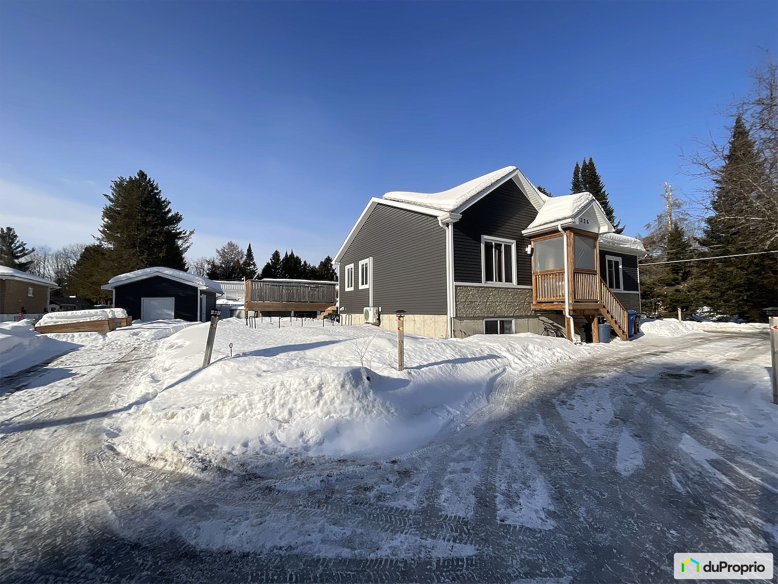 326 Rue Serge — photo 1
