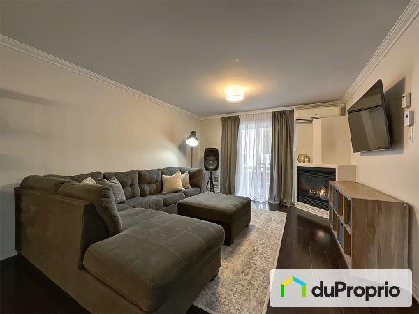 Living Room - 2-1649 rue Principale, Ste-Julie for sale