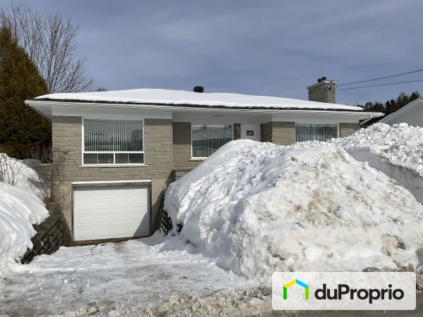 233 avenue Noreau, St-Raymond for sale