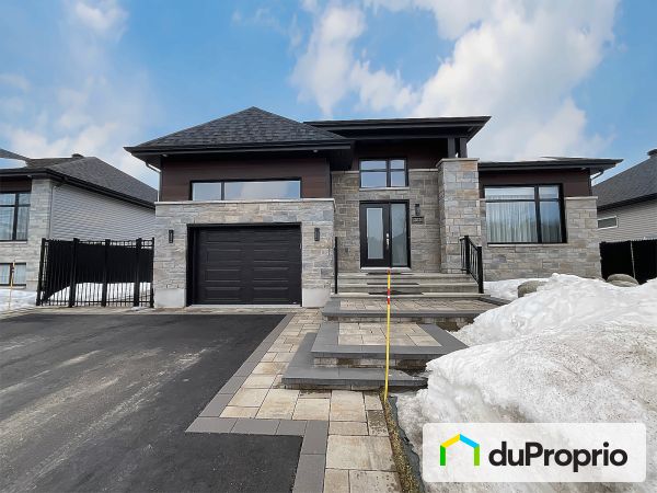 13630, rue Anne-Hébert, Mirabel (St-Janvier) à vendre