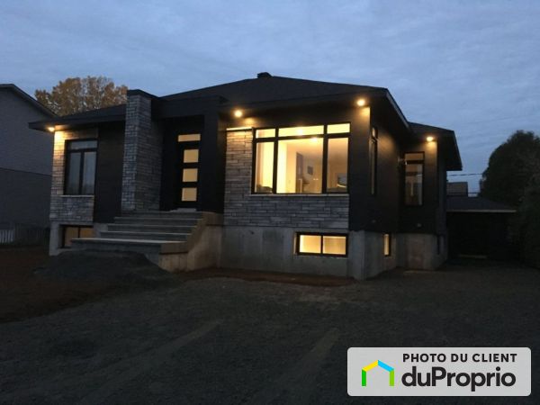 368 rue Alice, St-Amable for sale