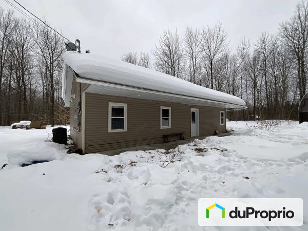 355, rue des Trembles, St-Georges-De-Windsor à vendre