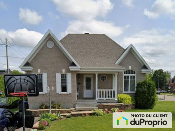 90 rue de Chablis, St-Étienne-De-Lauzon for sale