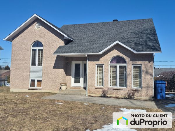 405, rue de l'Iris, Granby à vendre