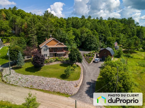 30, chemin des Terres, Val-Des-Monts à vendre