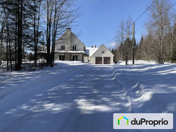 590, chemin du Lac-Sept-Iles Sud, St-Raymond à vendre