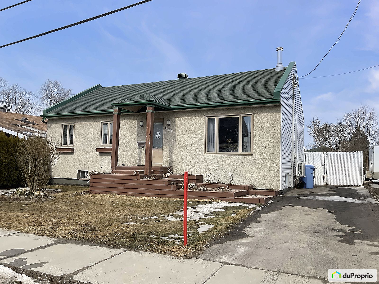 439 17E Avenue — photo 3