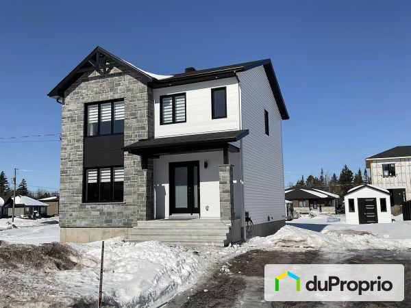 27, rue des Bernaches, St-Apollinaire à vendre