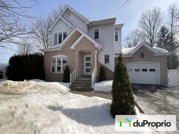 992, boulevard Jacques-St-André, Blainville à vendre