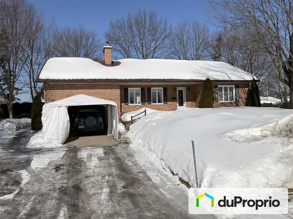 58 boulevard l'Assomption Ouest, St-Charles-Borromée for sale