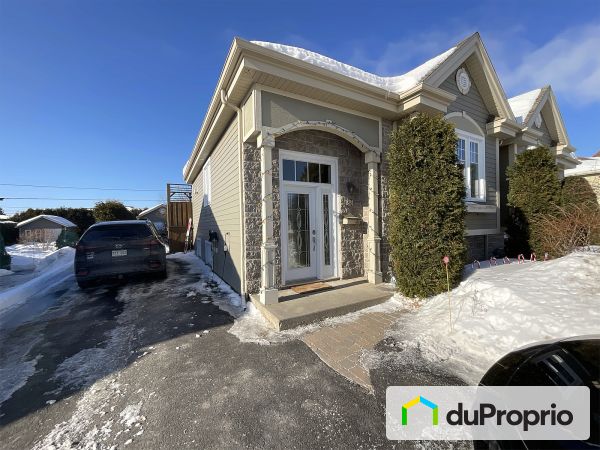 56, rue Yves-Godbout, Rivière-Du-Loup à vendre