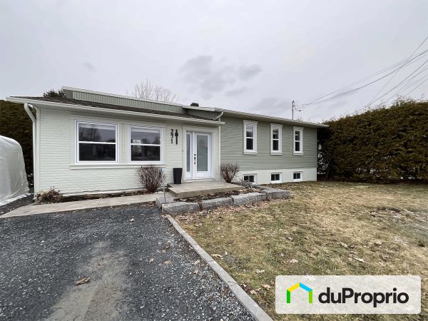 271 rue du Cardinal, Sherbrooke (St-Élie-d'Orford) for sale