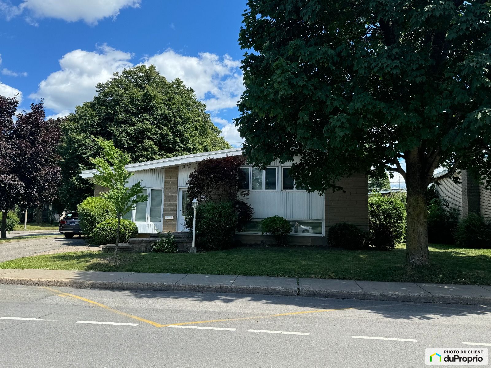 8230 Boulevard De Chateauneuf — photo 3