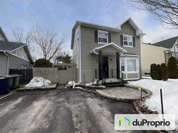 2504 rue des Bergeronnettes, Ste-Rose for sale