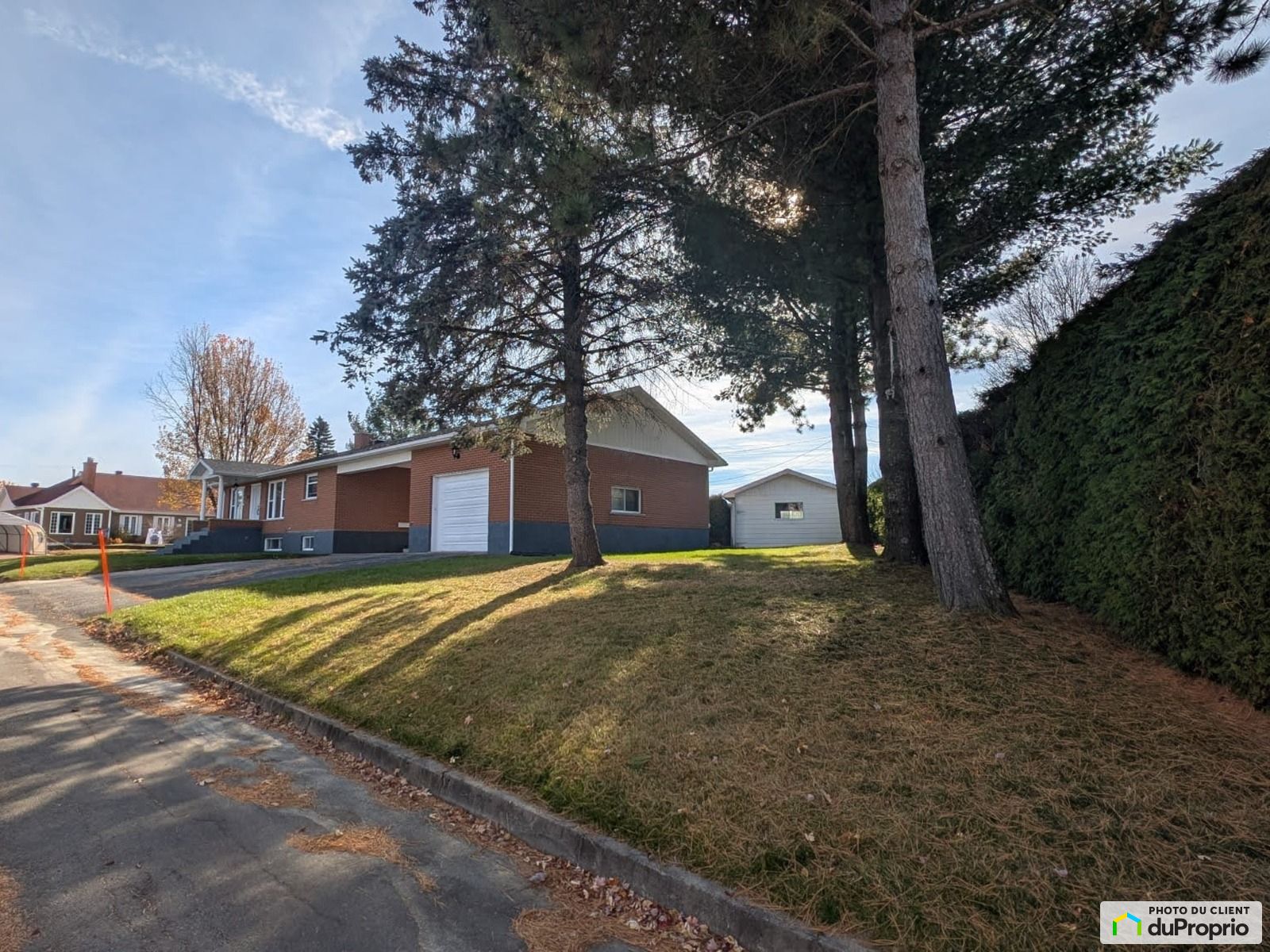 1403 Rue Beaumont — photo 1