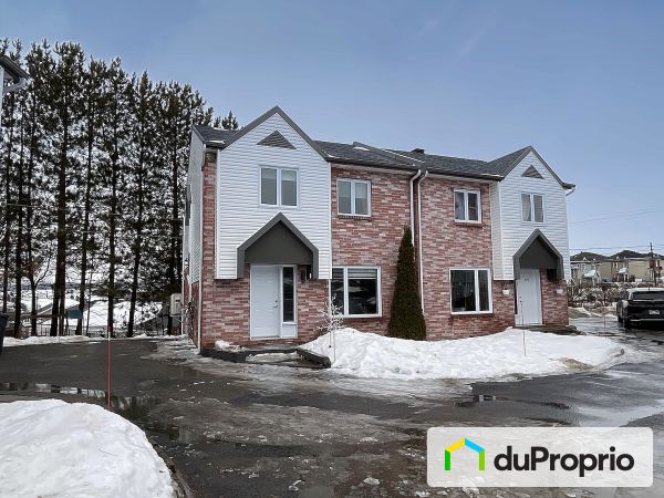 697, rue Bolduc, Ste-Marie à vendre