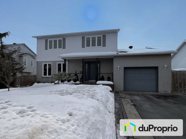 103 rue Michel du Gué, Varennes for sale